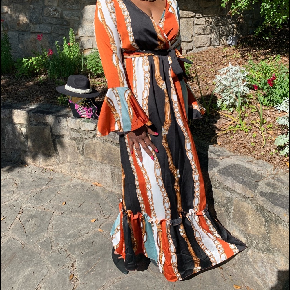 Abstract print ruffle Hem Maxi Dress